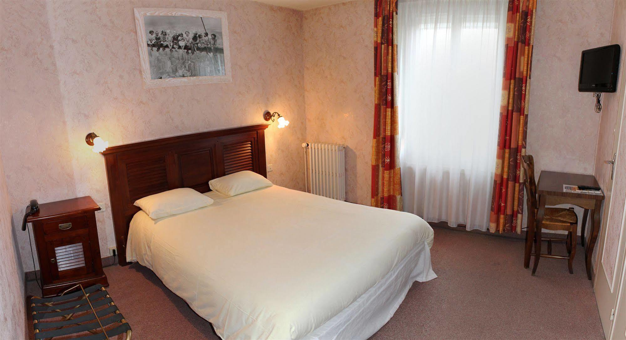 Citotel L'Europe Cholet Zewnętrze zdjęcie